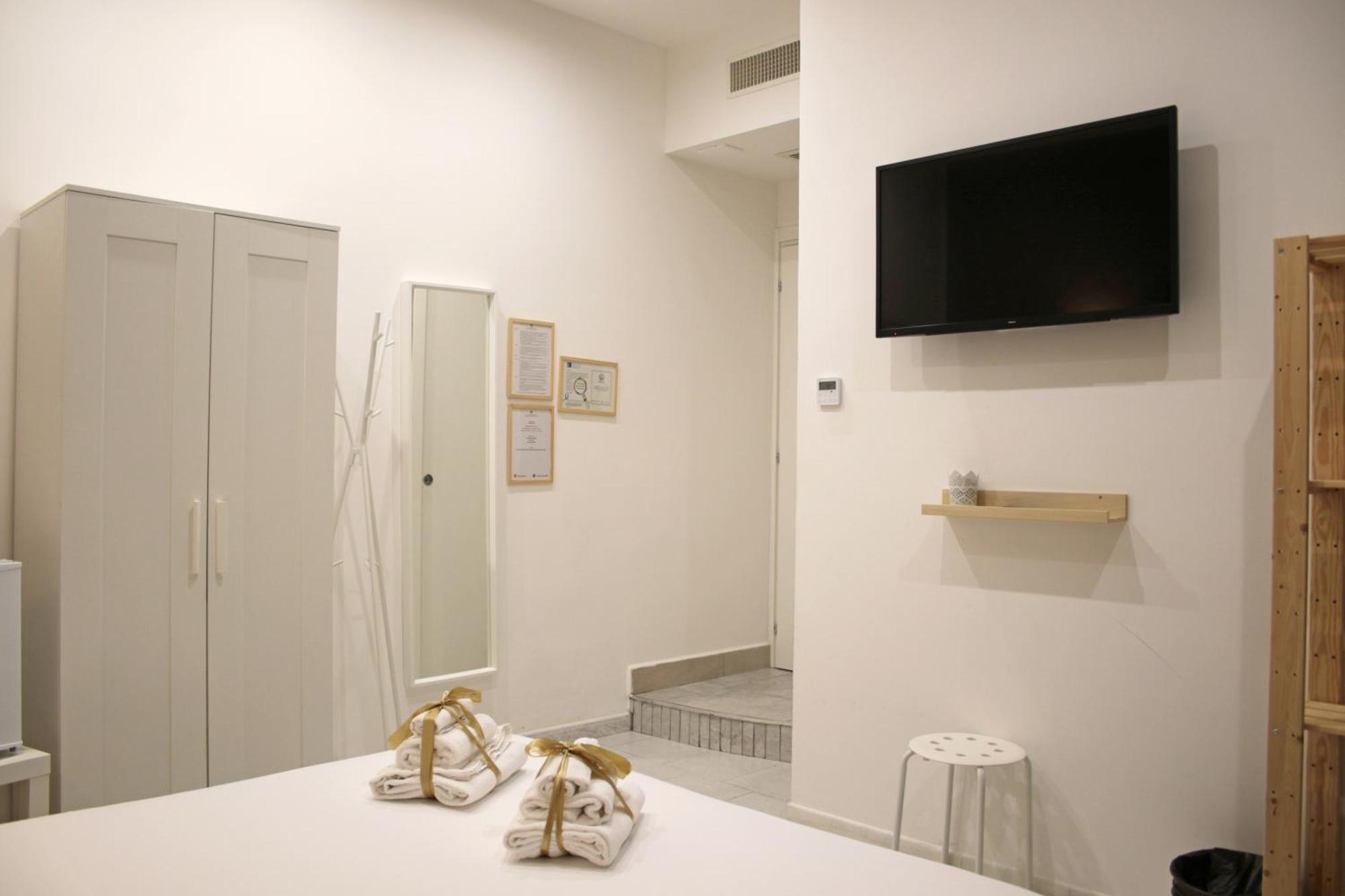 Living Salerno B&B Экстерьер фото