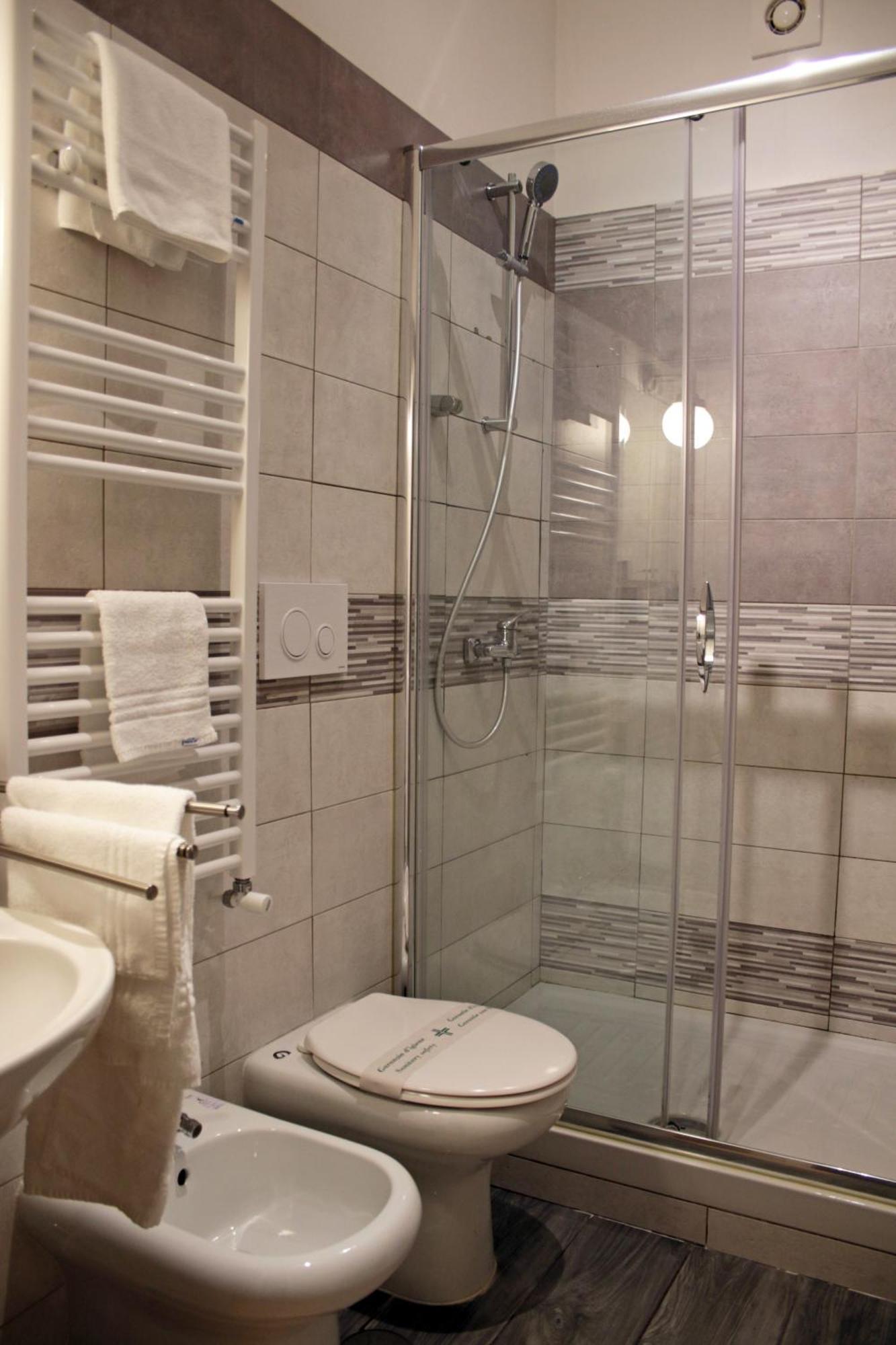 Living Salerno B&B Экстерьер фото