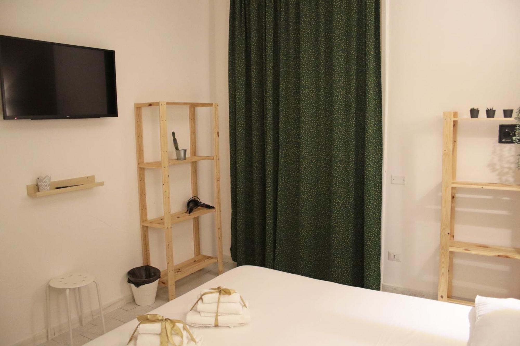 Living Salerno B&B Экстерьер фото